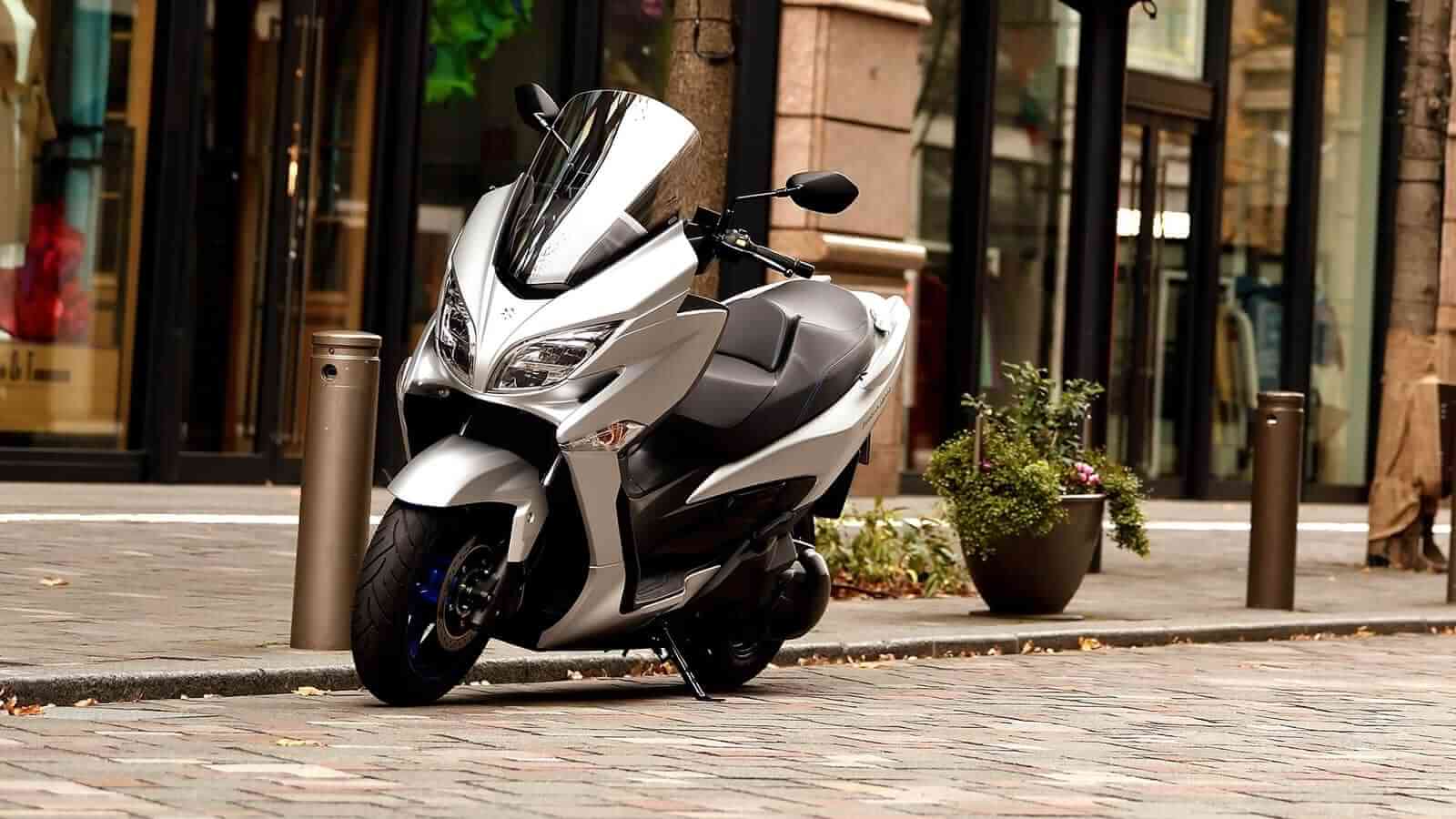 Suzuki Burgman 400